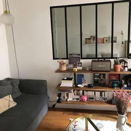 75009 50m2 Metro Poissonniere 3 Pers & Baby Paris